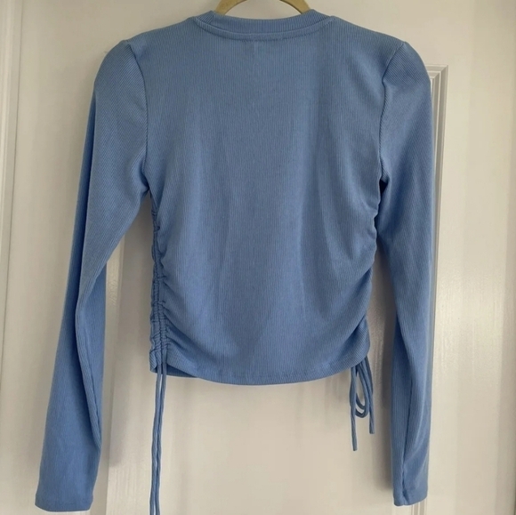 NWT Blue Ribbed ZARA Crop Top Size M - Picture 2 of 3
